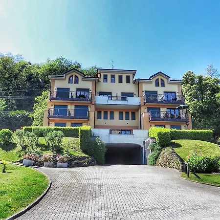 Ferdy Apartment Stresa